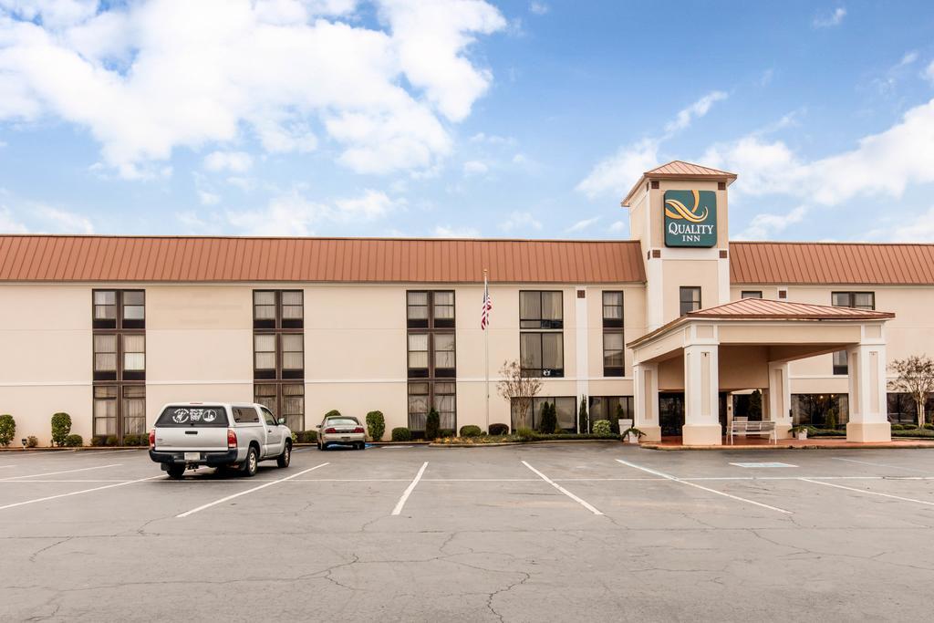 Quality Inn Valley - West Point Esterno foto