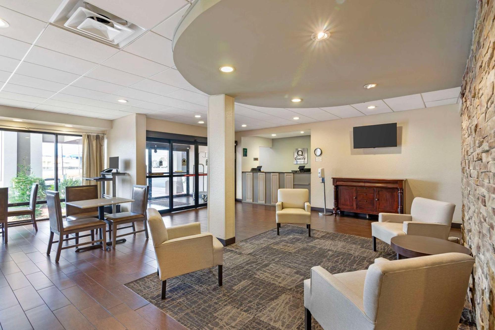 Quality Inn Valley - West Point Esterno foto