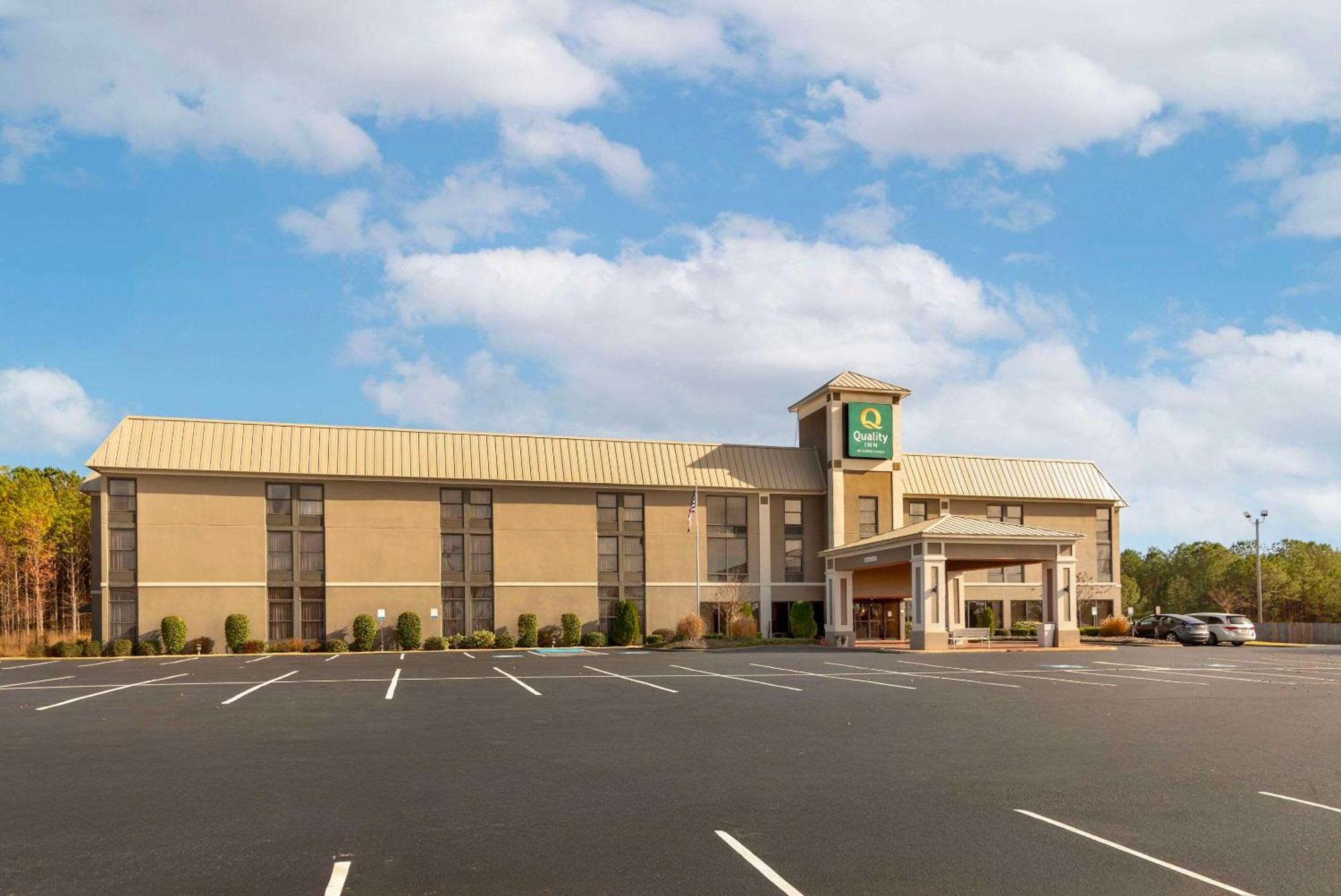 Quality Inn Valley - West Point Esterno foto