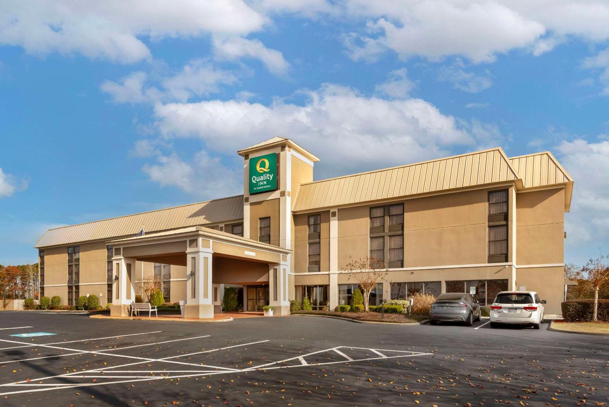 Quality Inn Valley - West Point Esterno foto