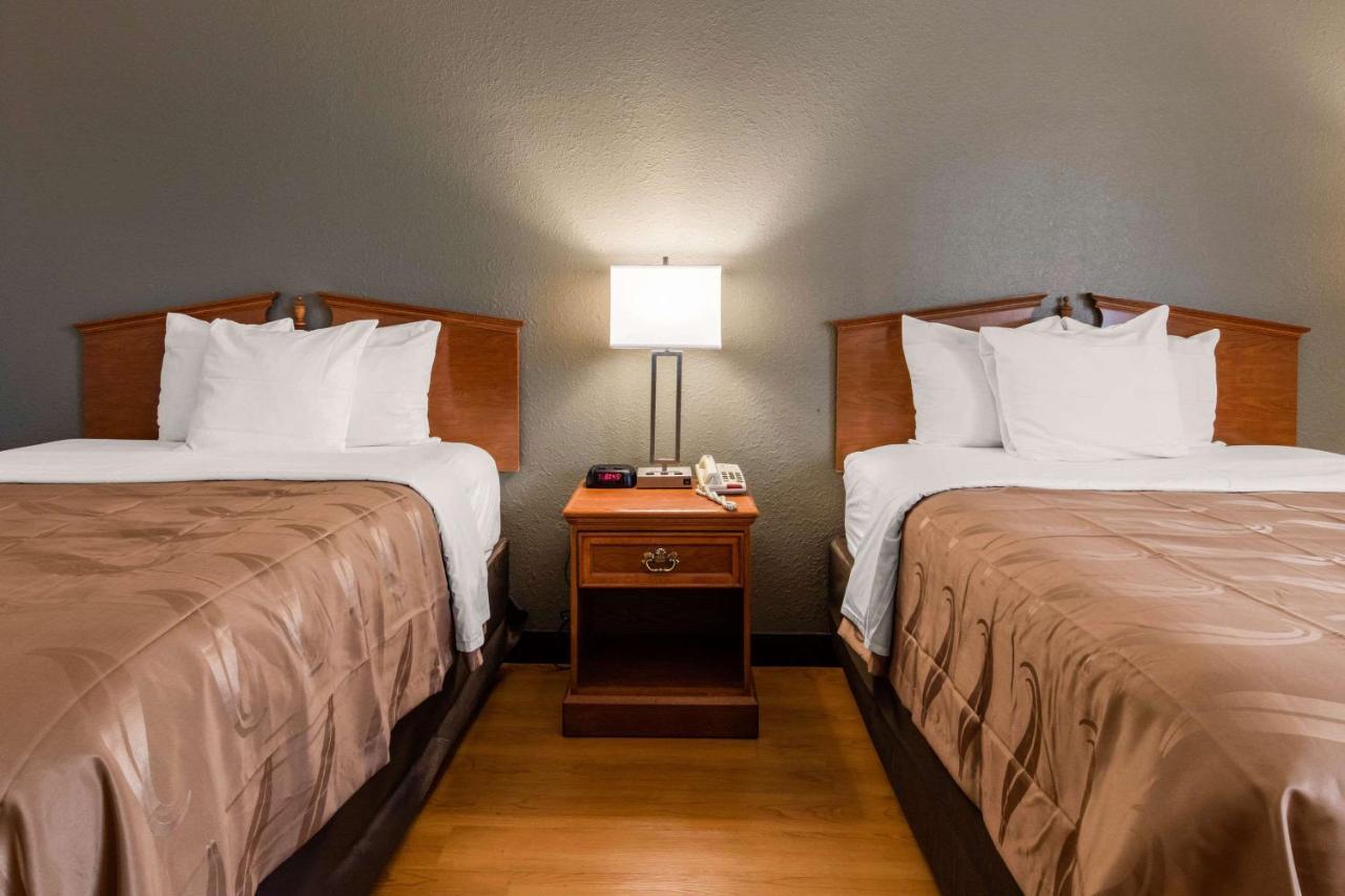Quality Inn Valley - West Point Esterno foto
